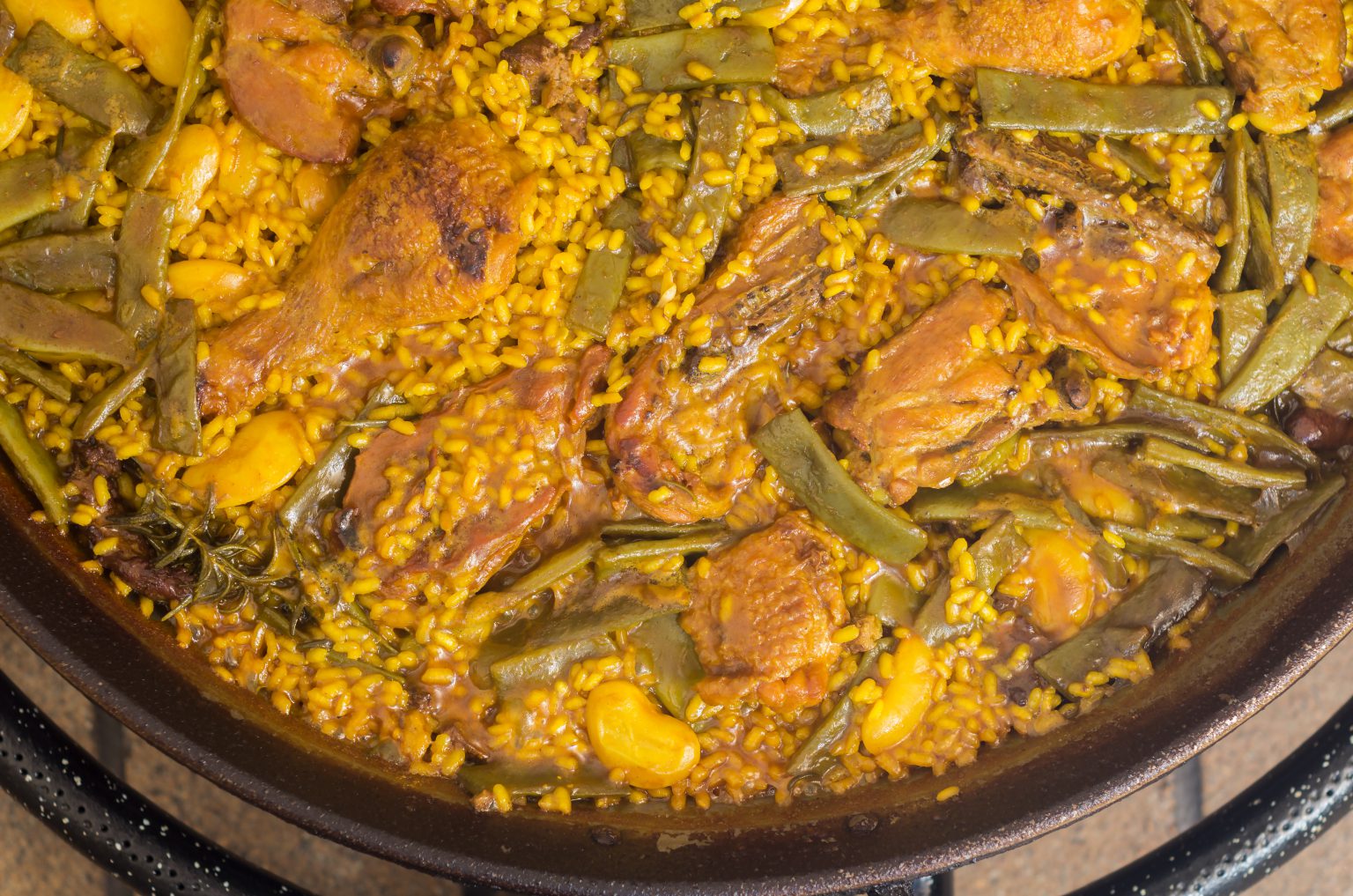 Paella Valenciana Ricetta Originale, Storia e Consigli