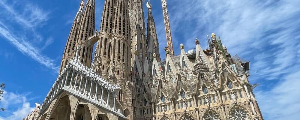 Vista della Sagrada Familia nel 2024